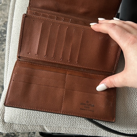 Wallet - Picture 4 of 4